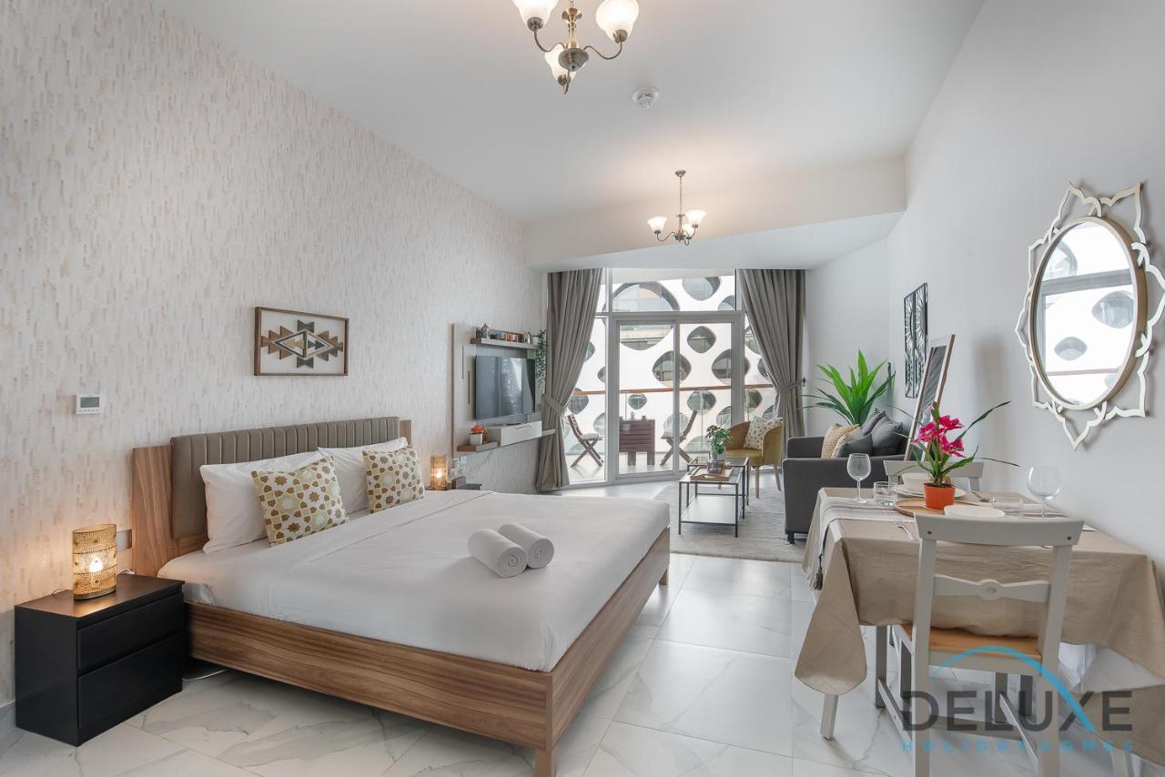 Intimate Studio At Millennium Binghatti Residence Business Bay By Deluxe Holiday Homes Dubai Exterior foto